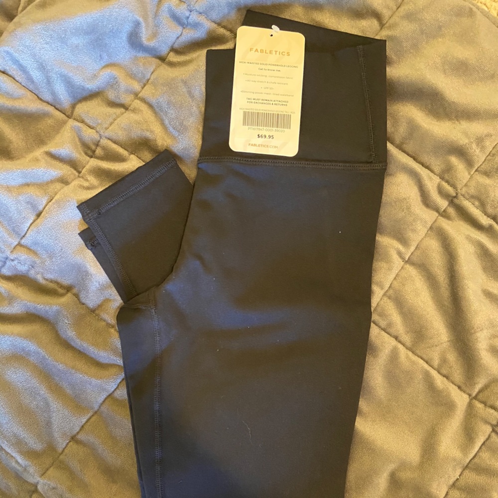 XS Fabletics Leggings Brand New